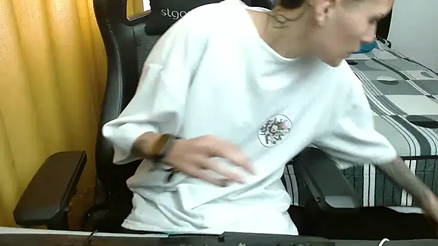 duo peludoo online show from 02/18/26, 04:14