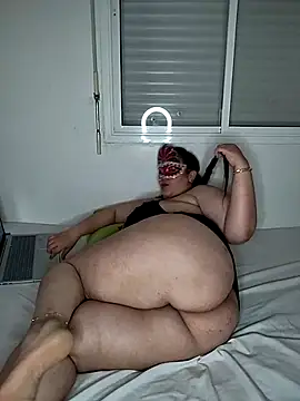 salma11125 online show from 03/16/25, 10:53