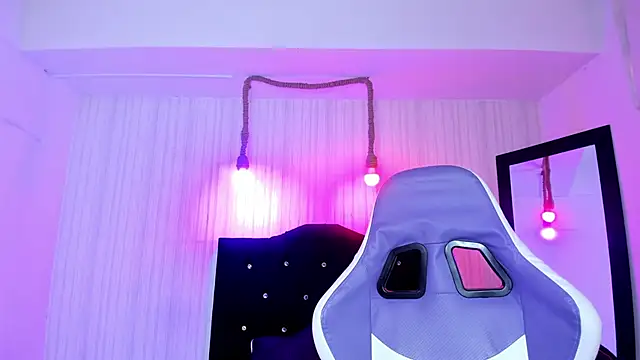 nicky angel1 online show from 10/24/25, 06:37