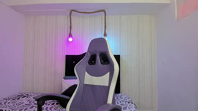 nicky angel1 online show from 02/04/26, 07:31