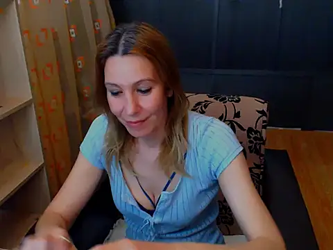 hannaha online show from 04/03/26, 07:01