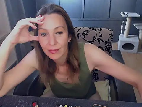 hannaha online show from 05/18/26, 10:32