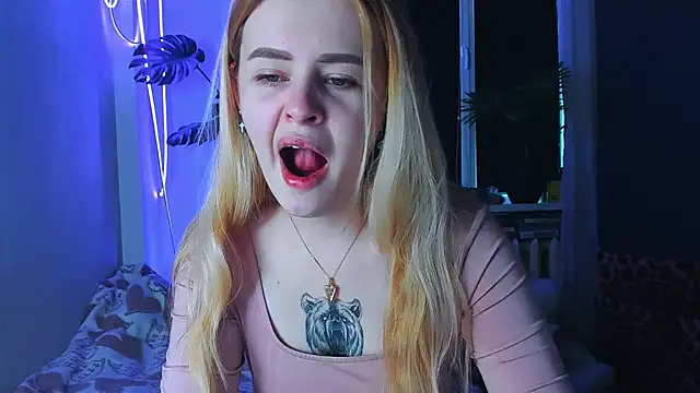 Alexa Pirs online show from 03/19/25, 06:03