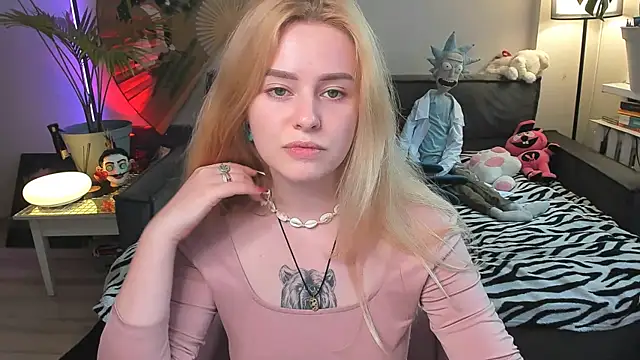 Alexa Pirs online show from 07/24/26, 02:26