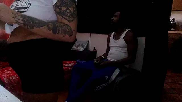 Snapshot of cheffboyrg chatting on 11/02/25, 07:05 cheffboyrg online show from 11/02/25, 07:05