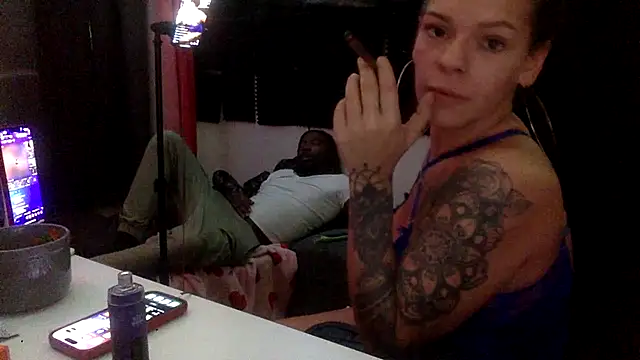 Snapshot of cheffboyrg chatting on 11/13/25, 02:21 cheffboyrg online show from 11/13/25, 02:21