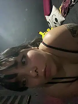 Snapshot of Solo_yoss chatting on 02/11/25, 05:16 Solo yoss online show from 02/11/25, 05:16