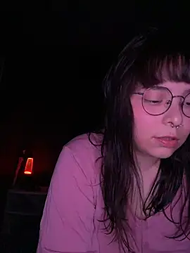 Snapshot of Solo_yoss chatting on 11/22/25, 06:56 Solo yoss online show from 11/22/25, 06:56