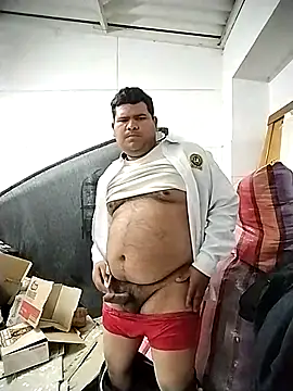 Snapshot of oscarshow24 chatting on 10/01/25, 06:41 oscarshow24 online show from 10/01/25, 06:41