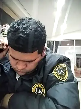 Snapshot of oscarshow24 chatting on 10/08/25, 06:55 oscarshow24 online show from 10/08/25, 06:55