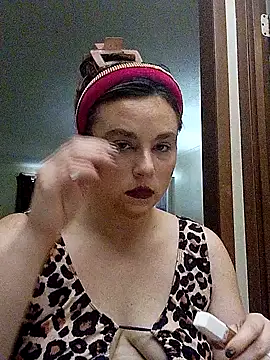 KinzAngel online show from 02/14/25, 02:02