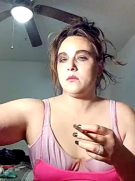 Snapshot of KinzAngel chatting on 02/15/25, 04:12 KinzAngel online show from 02/15/25, 04:12