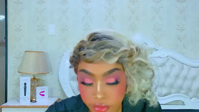 TianahGlow online show from 02/14/26, 06:48