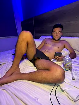 Brunohornyxh online show from 11/30/25, 09:35