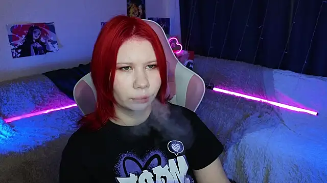 Snapshot of Little_kitsune1707 chatting on 02/25/25, 04:14 Little kitsune1707 online show from 02/25/25, 04:14