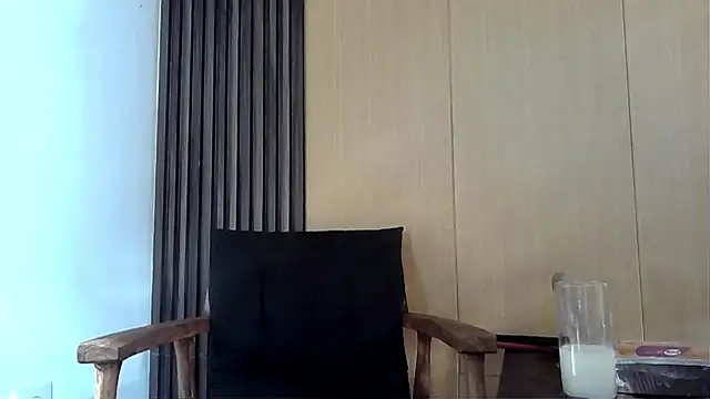 DivineRoza online show from 07/11/26, 08:06