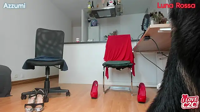 LunaRossaCam online show from 05/19/26, 07:31