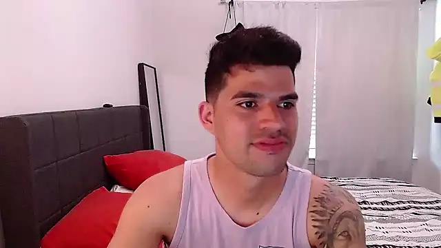 Snapshot of lancebrek chatting on 02/24/25, 07:41 lancebrek online show from 02/24/25, 07:41