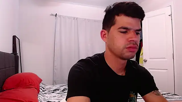 Snapshot of lancebrek chatting on 03/05/25, 02:12 lancebrek online show from 03/05/25, 02:12