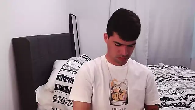 Snapshot of lancebrek chatting on 03/11/25, 01:45 lancebrek online show from 03/11/25, 01:45