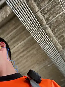 Snapshot of lancebrek chatting on 03/16/25, 04:56 lancebrek online show from 03/16/25, 04:56