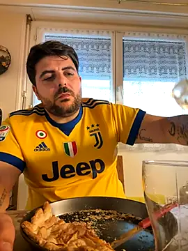 Sex-10-10 online show from 11/17/25, 11:27