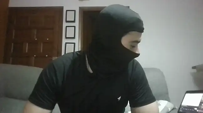 Snapshot of ESCOMOFUC chatting on 02/27/25, 11:26 ESCOMOFUC online show from 02/27/25, 11:26
