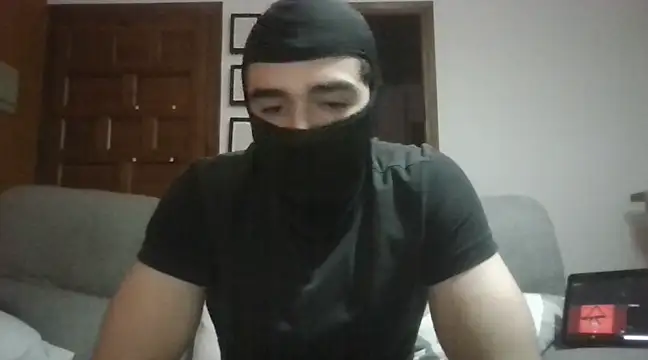 Snapshot of ESCOMOFUC chatting on 03/01/25, 09:04 ESCOMOFUC online show from 03/01/25, 09:04