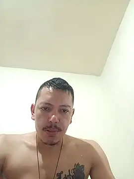 Snapshot of Jackd1991 chatting on 12/17/25, 04:02 Jackd1991 online show from 12/17/25, 04:02