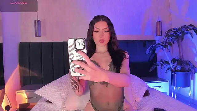 Snapshot of Giselle_royy chatting on 01/09/26, 06:21 Giselle royy online show from 01/09/26, 06:21