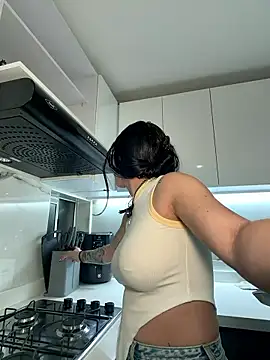 alejandra jonees online show from 01/10/26, 02:35