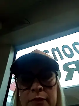 CandieGilson   online show from 12/19/25, 11:17