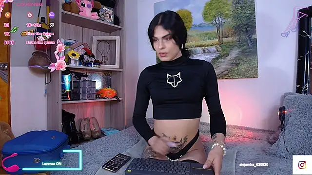 Meghan hott online show from 03/10/25, 03:52