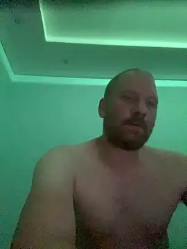 Snapshot of Krzysiekg123 chatting on 10/20/25, 09:48 Krzysiekg123 online show from 10/20/25, 09:48