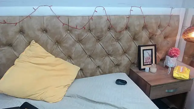 Estiv18  online show from 02/14/25, 09:34