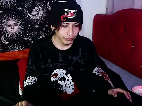 Alien Twink online show from 10/08/25, 11:41