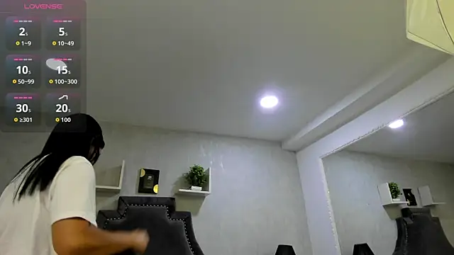 EmiliaRose  online show from 10/19/25, 08:42