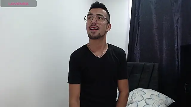 Demian val online show from 02/11/25, 09:03