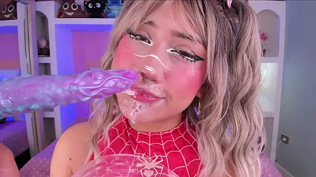 miss   megan online show from 11/25/25, 12:38