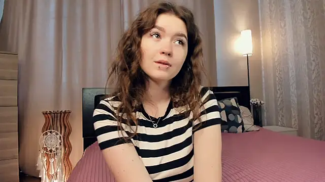 Snapshot of Velvetworld chatting on 03/20/25, 06:30 Velvetworld online show from 03/20/25, 06:30