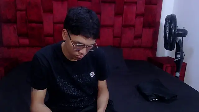 David Gil19 online show from 01/11/26, 05:34