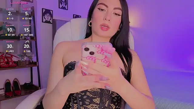 Miller Vanessa  online show from 11/20/25, 08:41