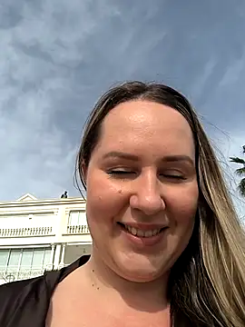 Mona Plus online show from 02/11/26, 10:20