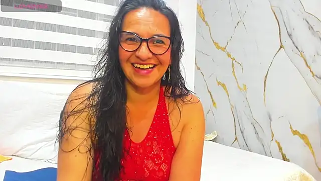 Snapshot of AlexaUllahX chatting on 02/13/25, 07:10 AlexaUllahX online show from 02/13/25, 07:10