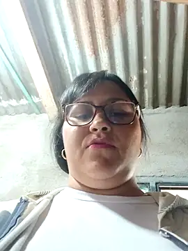 promiscuous-indecent-momm online show from 02/22/25, 08:09