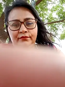 promiscuous-indecent-momm online show from 02/28/25, 08:07