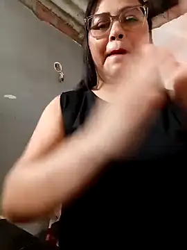 promiscuous-indecent-momm online show from 02/08/26, 02:20