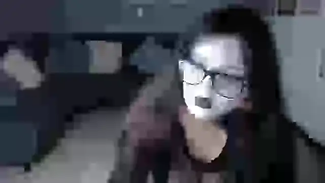 Snapshot of scarleth_shadow chatting on 02/25/25, 01:41 scarleth shadow online show from 02/25/25, 01:41