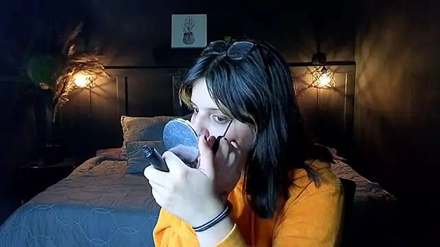 Snapshot of scarleth_shadow chatting on 09/14/25, 02:22 scarleth shadow online show from 09/14/25, 02:22