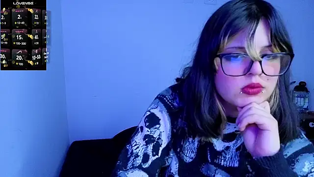 Snapshot of scarleth_shadow chatting on 10/07/25, 06:32 scarleth shadow online show from 10/07/25, 06:32